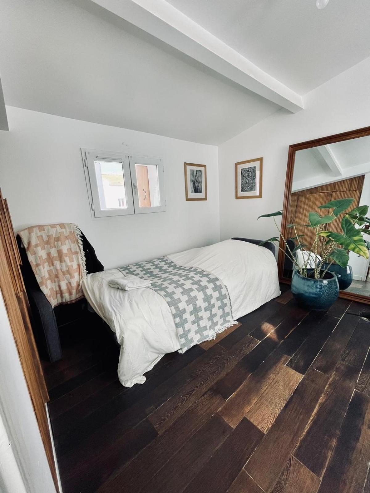 Small Architect'S House Пантен Екстериор снимка